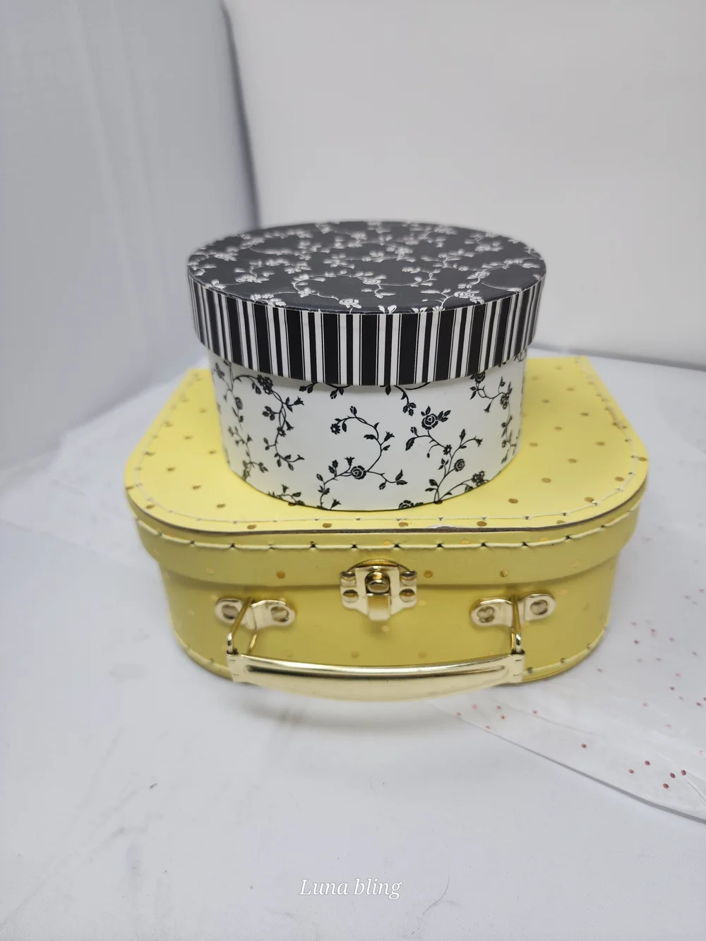 Yellow Polka Dot Mini Carry Case with Gold Studs